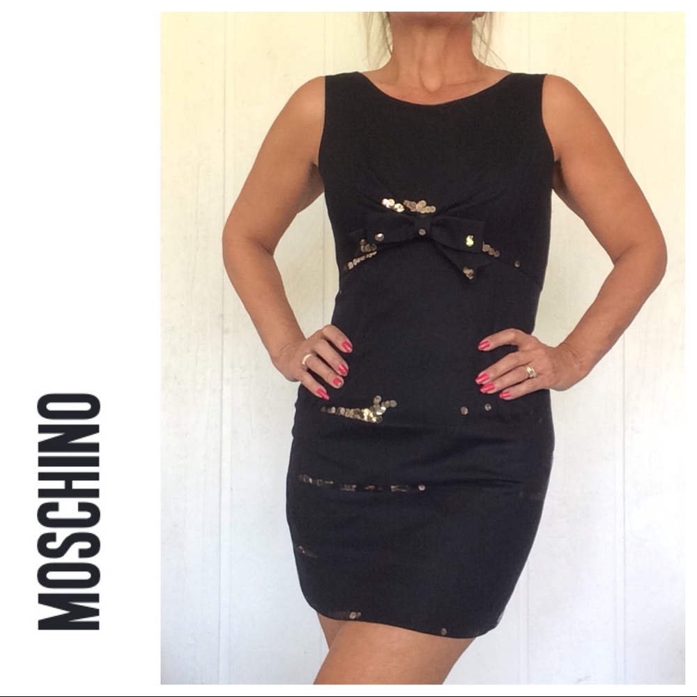 MOSCHINO CHEAP AND CHIC LITTLE BLACK DRESS SIZE 6